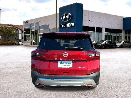 2023 Nissan Rogue Platinum