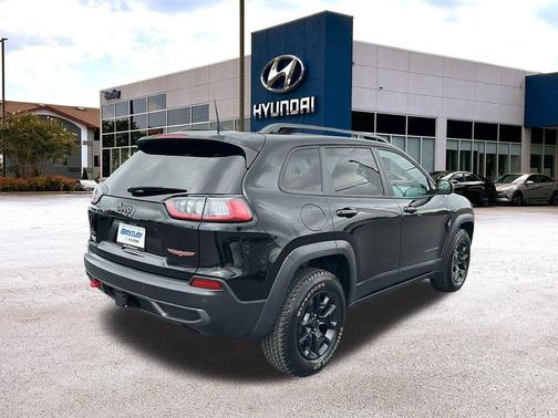 2020 Jeep Cherokee Trailhawk