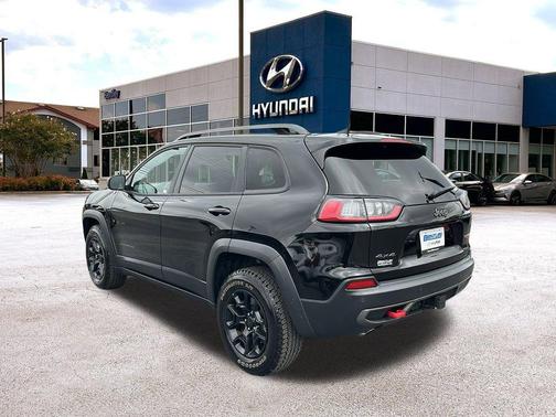 2020 Jeep Cherokee Trailhawk
