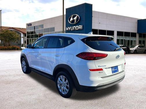 2020 Hyundai TUCSON SE
