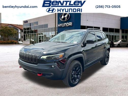 2022 Jeep Cherokee Trailhawk