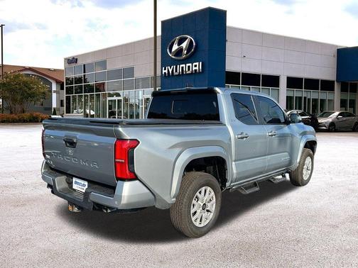 2024 Toyota Tacoma SR5