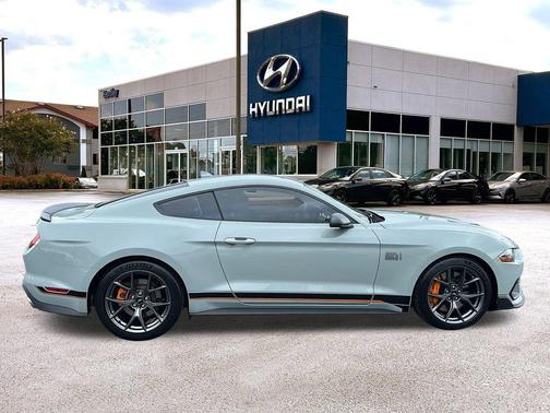 2021 Ford Mustang Mach 1