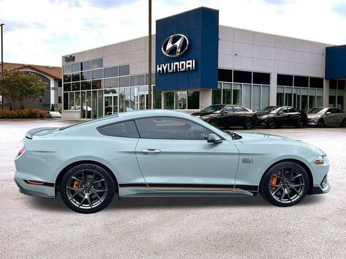 2021 Ford Mustang Mach 1