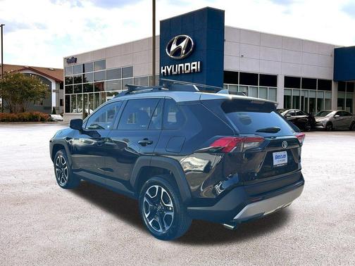 2019 Toyota RAV4 Adventure