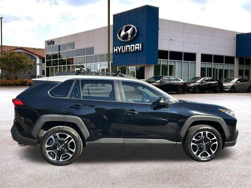 2019 Toyota RAV4 Adventure