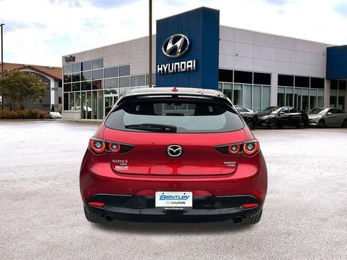 2025 Mazda Mazda3 Premium Plus