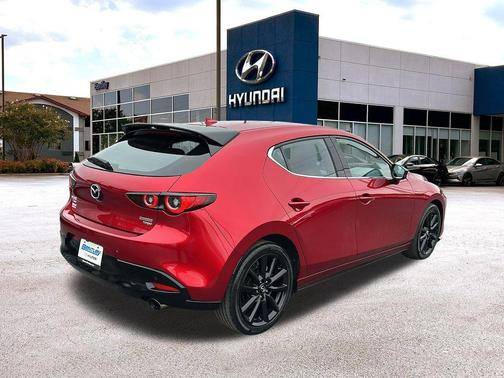 2025 Mazda Mazda3 Premium Plus