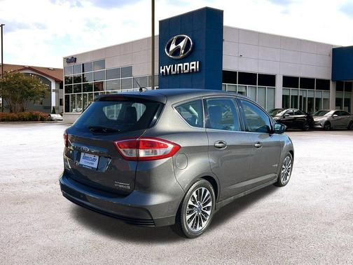 2017 Ford C-Max Hybrid Titanium