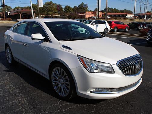 Photo 1 of 31 of 2015 Buick LaCrosse Premium II