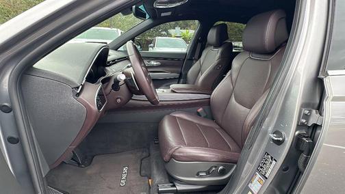 2023 Genesis GV70 2.5T