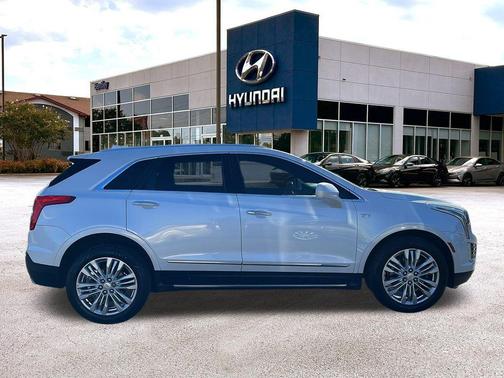 2018 Cadillac XT5 Premium Luxury