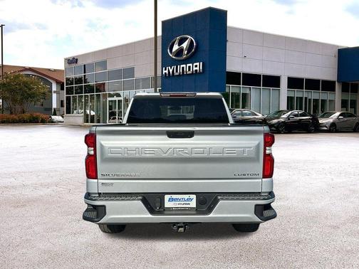 2022 Chevrolet Silverado 1500 Limited Custom