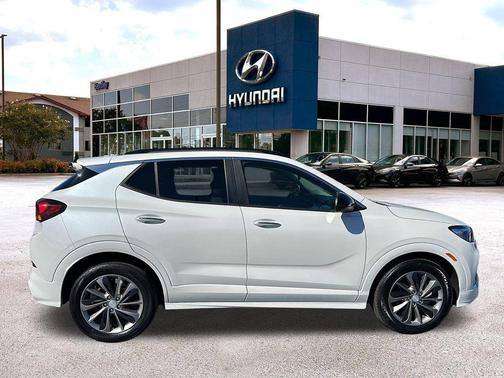 2020 Buick Encore GX Select