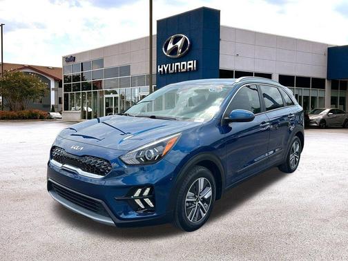 2022 Kia Niro LXS