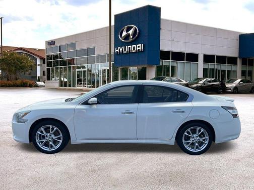2012 Nissan Maxima SV