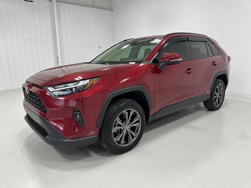 2022 Toyota RAV4 Hybrid XLE Premium