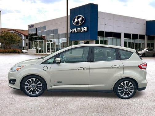 2017 Ford C-Max Energi Titanium
