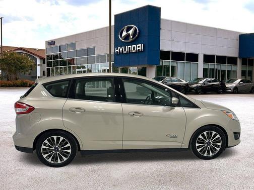 2017 Ford C-Max Energi Titanium