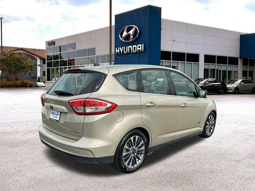 2017 Ford C-Max Energi Titanium