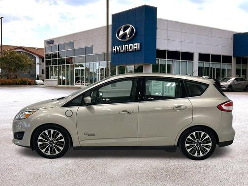 2017 Ford C-Max Energi Titanium