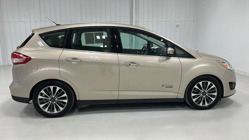 2017 Ford C-Max Energi Titanium
