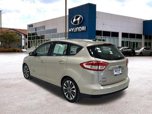 2017 Ford C-Max Energi Titanium