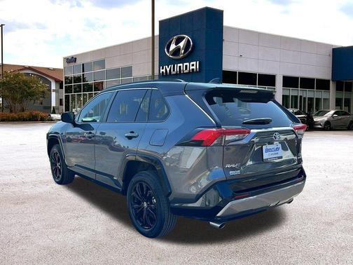 2023 Toyota RAV4 Hybrid XSE