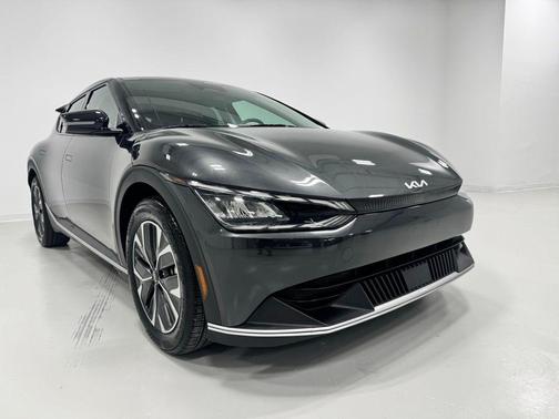 2024 Kia EV6 Light