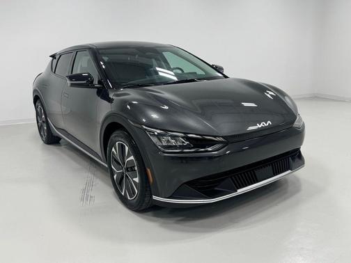 2024 Kia EV6 Light
