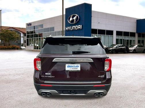2023 Ford Explorer Platinum