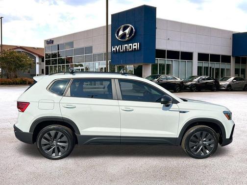 2022 Volkswagen Taos 1.5T S
