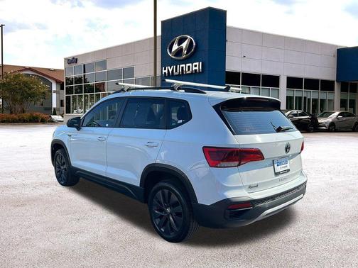 2022 Volkswagen Taos 1.5T S