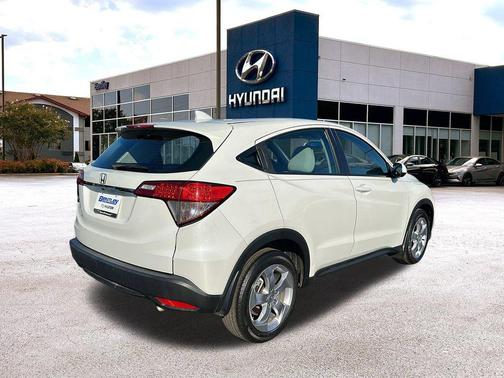 2020 Honda HR-V LX