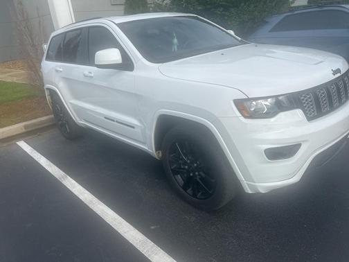 2019 Jeep Grand Cherokee Altitude