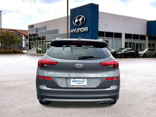 2021 Hyundai TUCSON SEL