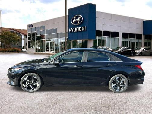 2023 Hyundai ELANTRA HEV Limited