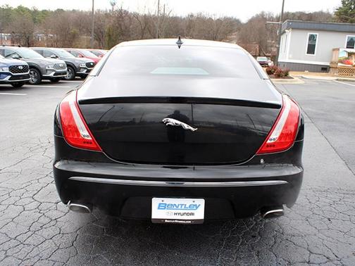 Photo 4 of 12 of 2015 Jaguar XJ XJL Supercharged