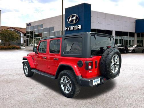 2020 Jeep Wrangler Unlimited Sahara