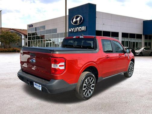 2023 Ford Maverick Lariat