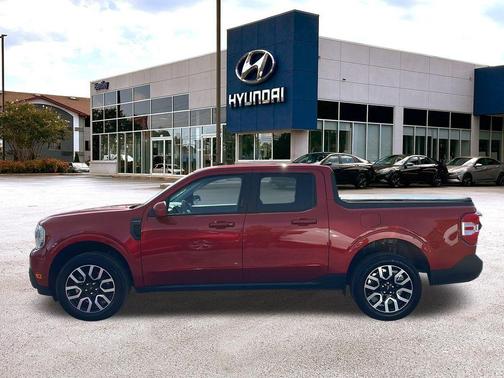 2023 Ford Maverick Lariat