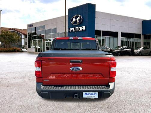 2023 Ford Maverick Lariat