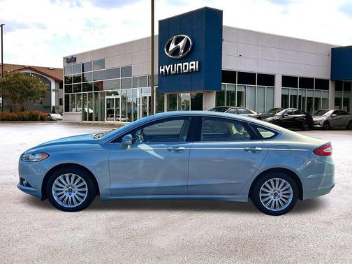2014 Ford Fusion Hybrid SE