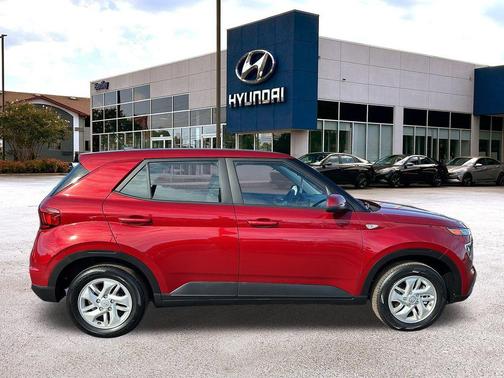 2024 Hyundai VENUE SE