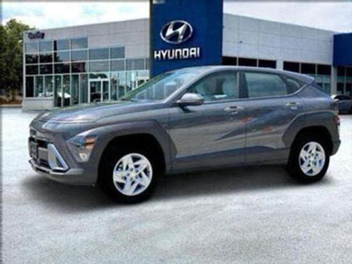 2025 Hyundai KONA SE