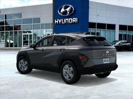 2025 Hyundai KONA SE