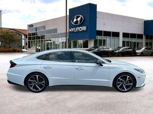 2023 Hyundai SONATA SEL Plus