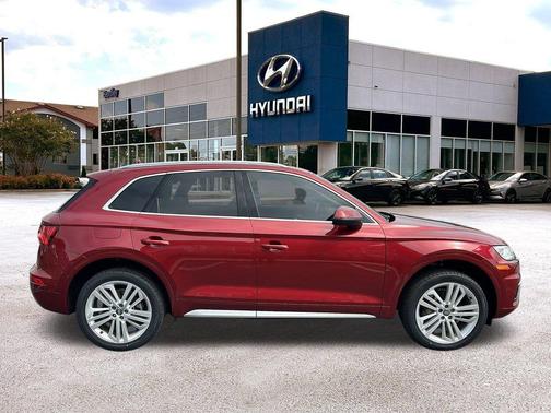 2018 Audi Q5 2.0T Premium Plus