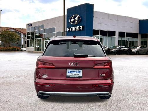 2018 Audi Q5 2.0T Premium Plus