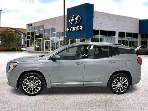 2024 GMC Terrain Denali